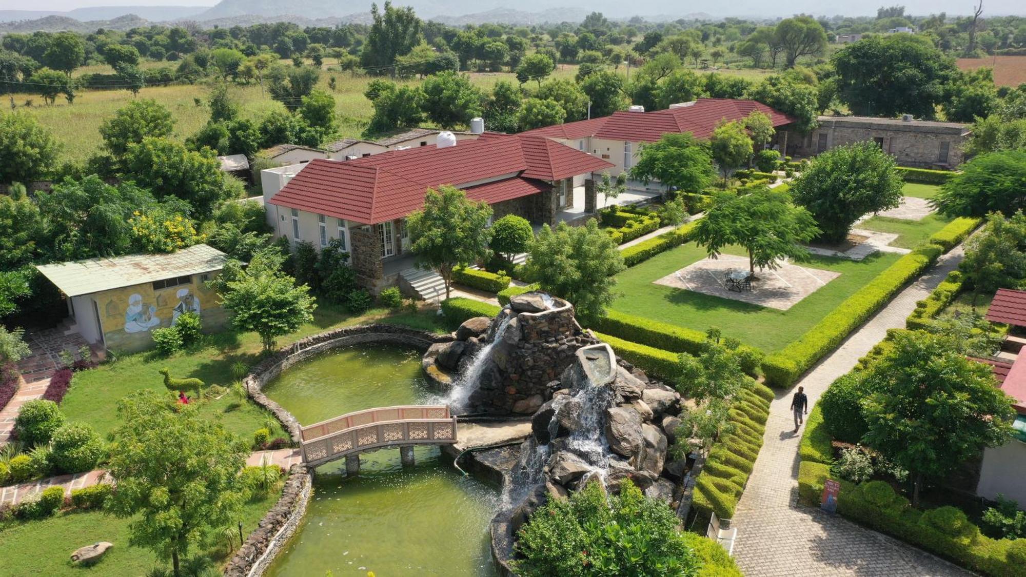 Astroport Sariska Treetop By Eight Continents Tehla Eksteriør billede