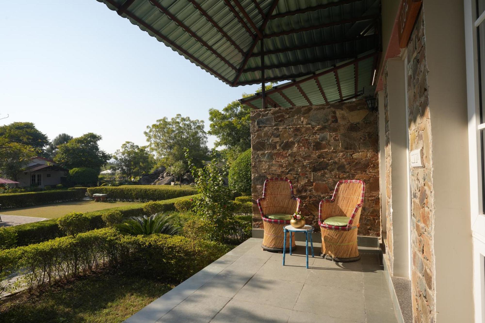 Astroport Sariska Treetop By Eight Continents Tehla Eksteriør billede